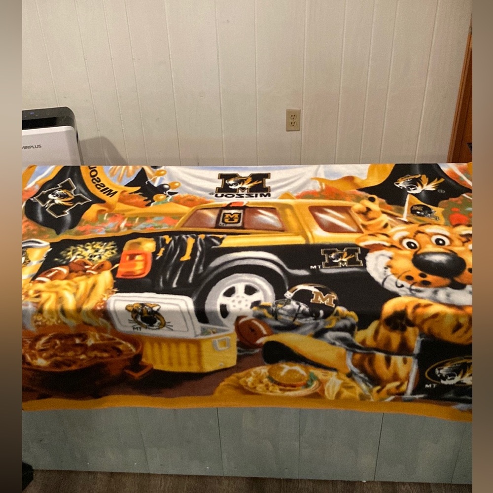University of Missouri (MIZZOU) Blanket